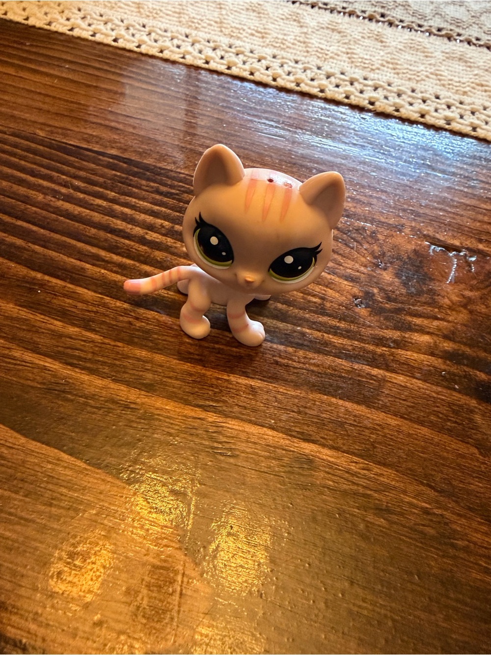 LPS Lot of 3-Llio Fairmist Chow Chow, Hula Hibiscus Cat, Lui Lagoon Spider - Picture 3 of 4